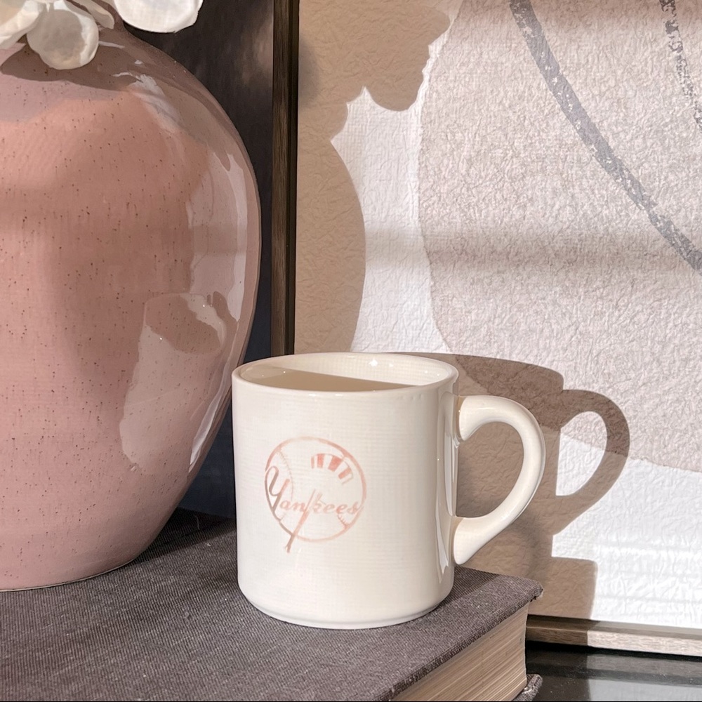 New York Yankees Pink Baseball Mug Coffee Cup 12oz Collector Made in USA